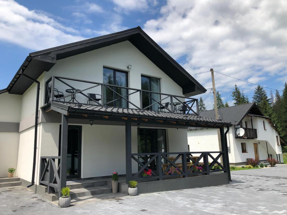 U Anastasii I Sofii Bilya Richki Casa de hóspedes Mykulychyn Exterior foto