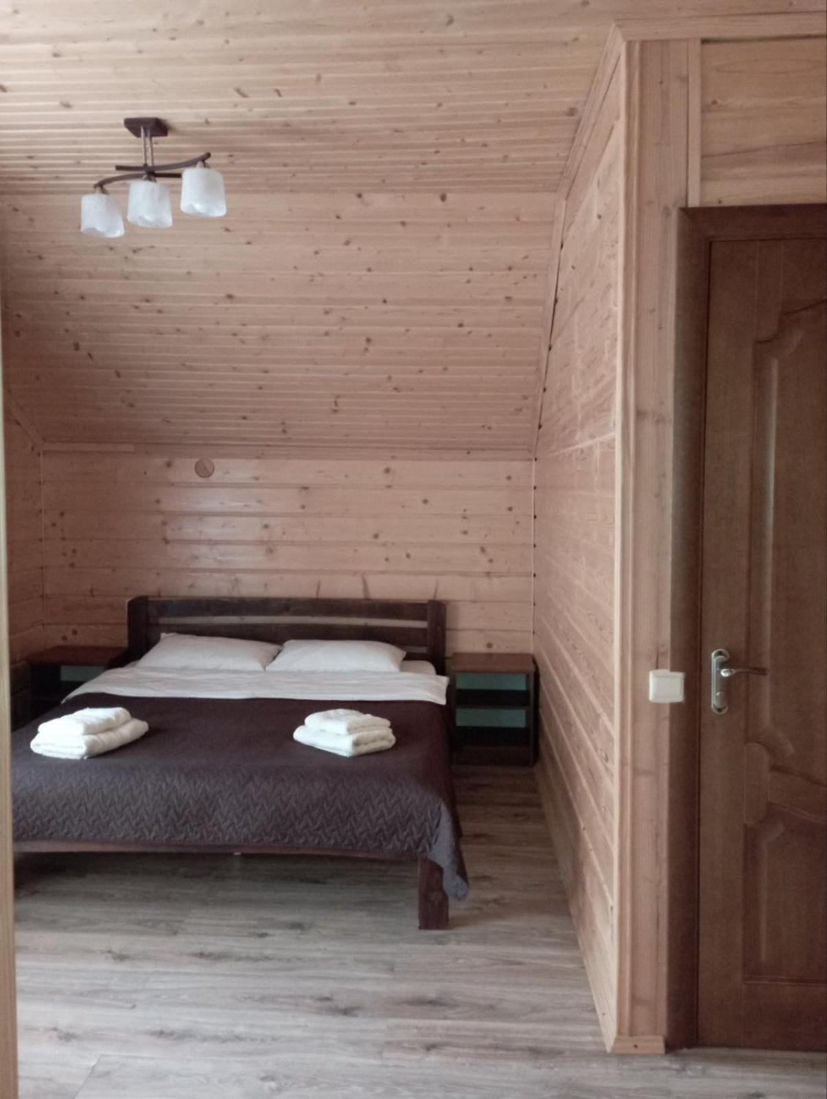 U Anastasii I Sofii Bilya Richki Casa de hóspedes Mykulychyn Exterior foto