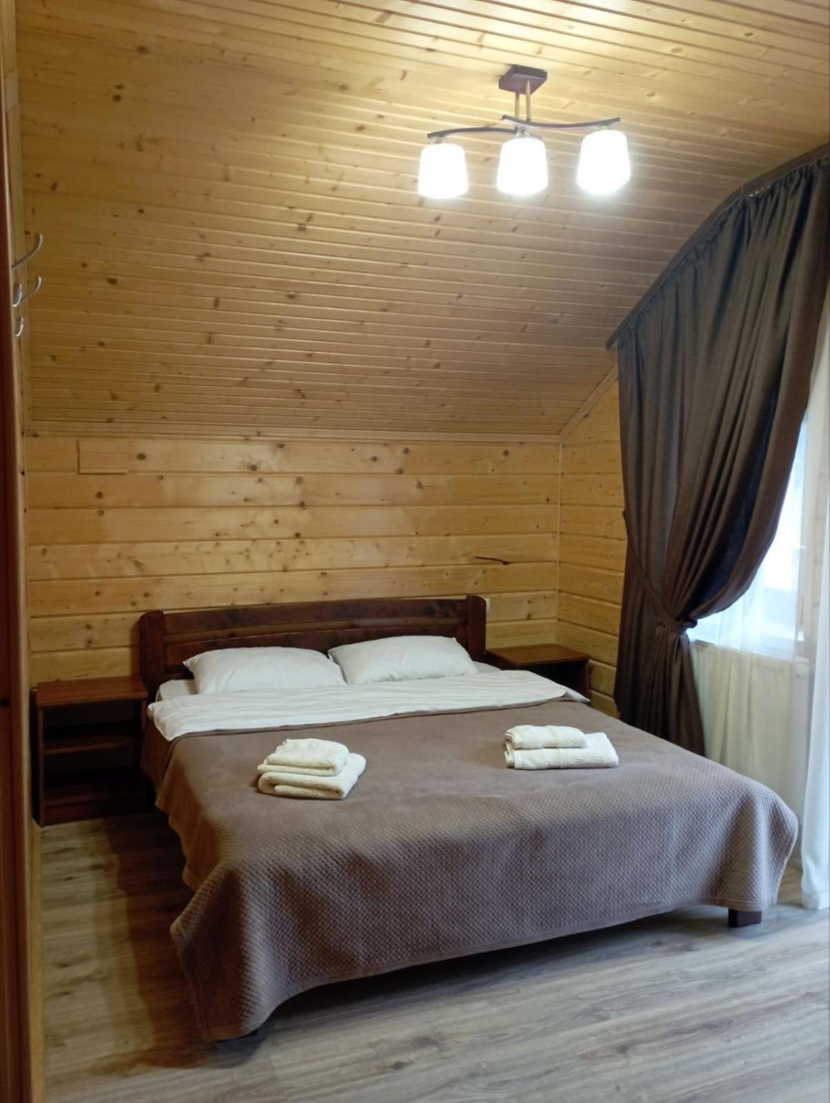 U Anastasii I Sofii Bilya Richki Casa de hóspedes Mykulychyn Exterior foto